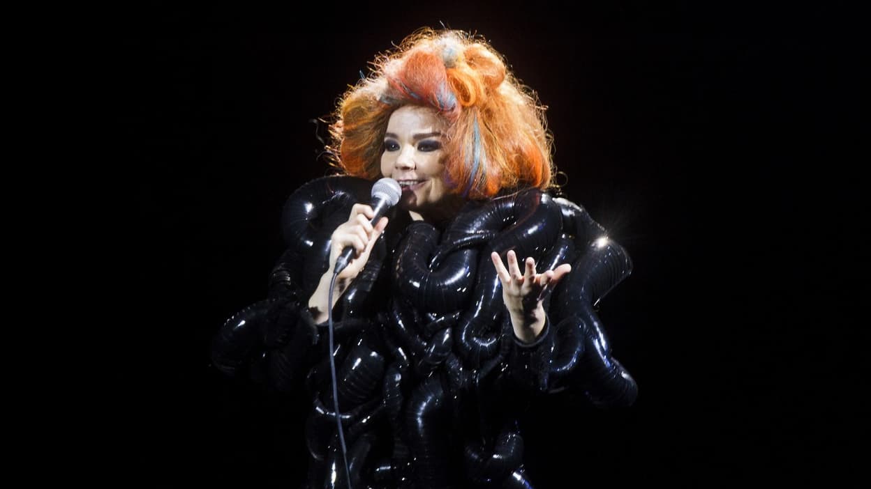 Björk appelle à l’indépendance du Groenland face aux pressions de Trump