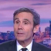Léa Salamé succède à Anne-Sophie Lapix : David Pujadas alerte sur les défis du 20 Heures