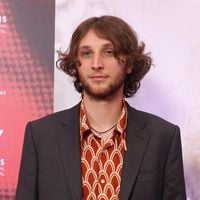 Qui est Ronan Day-Lewis ? Biographie Complète du Fils de Daniel Day-Lewis et Réalisateur d'Anemone