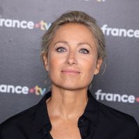 Anne-Sophie Lapix : Départ de France 2 et Nouveaux Défis sur M6 et RTL