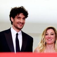 Louis Garrel et Oumy : des vacances complices à Los Angeles avec la bénédiction de leur famille