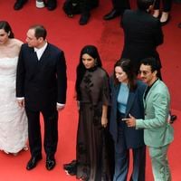 Festival de Cannes : Hafsia Herzi victime du vol de sa robe avant la montée des marches