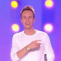 "Tout le monde veut prendre sa place" explose ses audiences sur France 2 : retour gagnant pour Cyril Féraud, quand TF1 souffre avec "Familles nombreuses"
