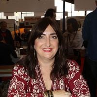 Virginie Grimaldi et la maternité tardive, un choix assumé malgré les critiques