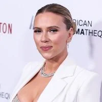 Scarlett Johansson : un record historique qui bouleverse Hollywood