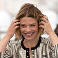 Mélanie Thierry, ses secrets minceur, son style de vie et son histoire d’amour avec Raphaël