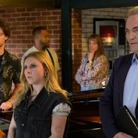 Netflix et TF1 lancent "Tout pour la lumière" : une révolution dans la série quotidienne