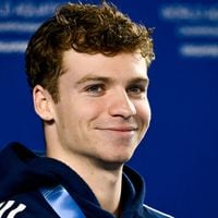 Léon Marchand, champion Olympique et Maître du Rubik’s Cube