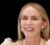 Emily Blunt : Audace et Glamour sur le Tapis Rouge