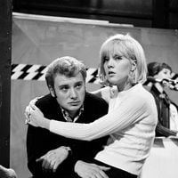Sylvie Vartan & Johnny Hallyday, leur lune de miel à trois, une histoire unique