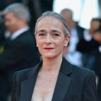 Présidence de France Télévisions : L'Arcom retient 4 candidatures, Delphine Ernotte Cunci en lice pour un 3e mandat