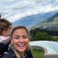 Vacances de Laure Boulleau à Megève : Une pause familiale dans un cadre exceptionnel
