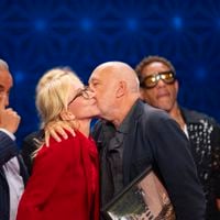 François Berléand et Alexia Stresi : 21 ans d’amour révélés dans La Boîte à secrets