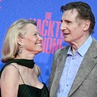Pamela Anderson et Liam Neeson : une idylle naissante qui séduit les internautes