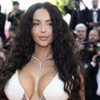 Quand Nabilla était victime de sexisme en direct à la télévision