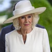 Camilla Parker Bowles : Pourquoi la reine consort disparaît temporairement de la scène publique