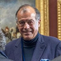 Henri Giscard d’Estaing quitte le Club Med : raisons, enjeux et avenir de la marque