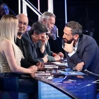 Agathe Auproux et les Injections Esthétiques : Entre Complexes et Choix Personnel