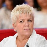 Mimie Mathy : réponse aux accusations de prétention et message pour ses 20 ans de mariage — Analyse et contexte
