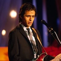 Jean-Jacques Goldman et Les Enfoirés : 40 ans d'engagement avec les Restos du Cœur