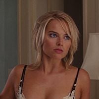 Margot Robbie en vacances : naturelle, rayonnante… et victime d’intrusion ?