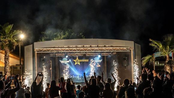 Ahmed Mouici (Pow Wow) en tournée avec Paradis des Stars - Été 2025