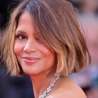 Halle Berry en bikini à 58 ans, la Bond girl iconique affole Instagram