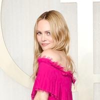 Vanessa Paradis et le Yoga Iyengar : une discipline pour trouver l’équilibre