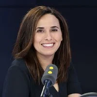 Salhia Brakhlia quitte France Info : retour sur cinq saisons d’engagement journalistique