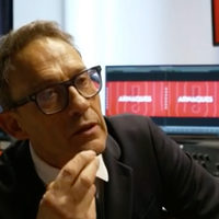 Une équipe de "Arnaques !" séquestrée lors d’une enquête sur M6 : les coulisses d’un tournage sous tension
