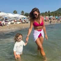 Vitaa en vacances, sa silhouette de rêve à Bandol fait sensation sur Instagram