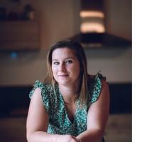 Océane de L'amour est dans le pré : Maraîchère et Championne de Lever d'Essieu