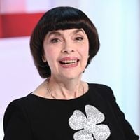 Mireille Mathieu : sa vie recluse à Neuilly et son jardin le plus beau de Paris
