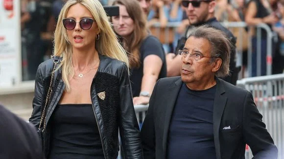 Obsèques de Thierry Ardisson : l'apparition d'Isaure Le Faou fait débat