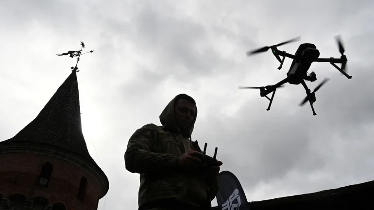 Guerre en Ukraine : la Russie affirme avoir intercepté 184 drones ukrainiens — analyse et contexte