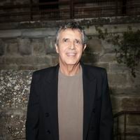 Julien Clerc : Pourquoi il ne chante plus "L’assassin assassiné" et son hommage à Robert Badinter