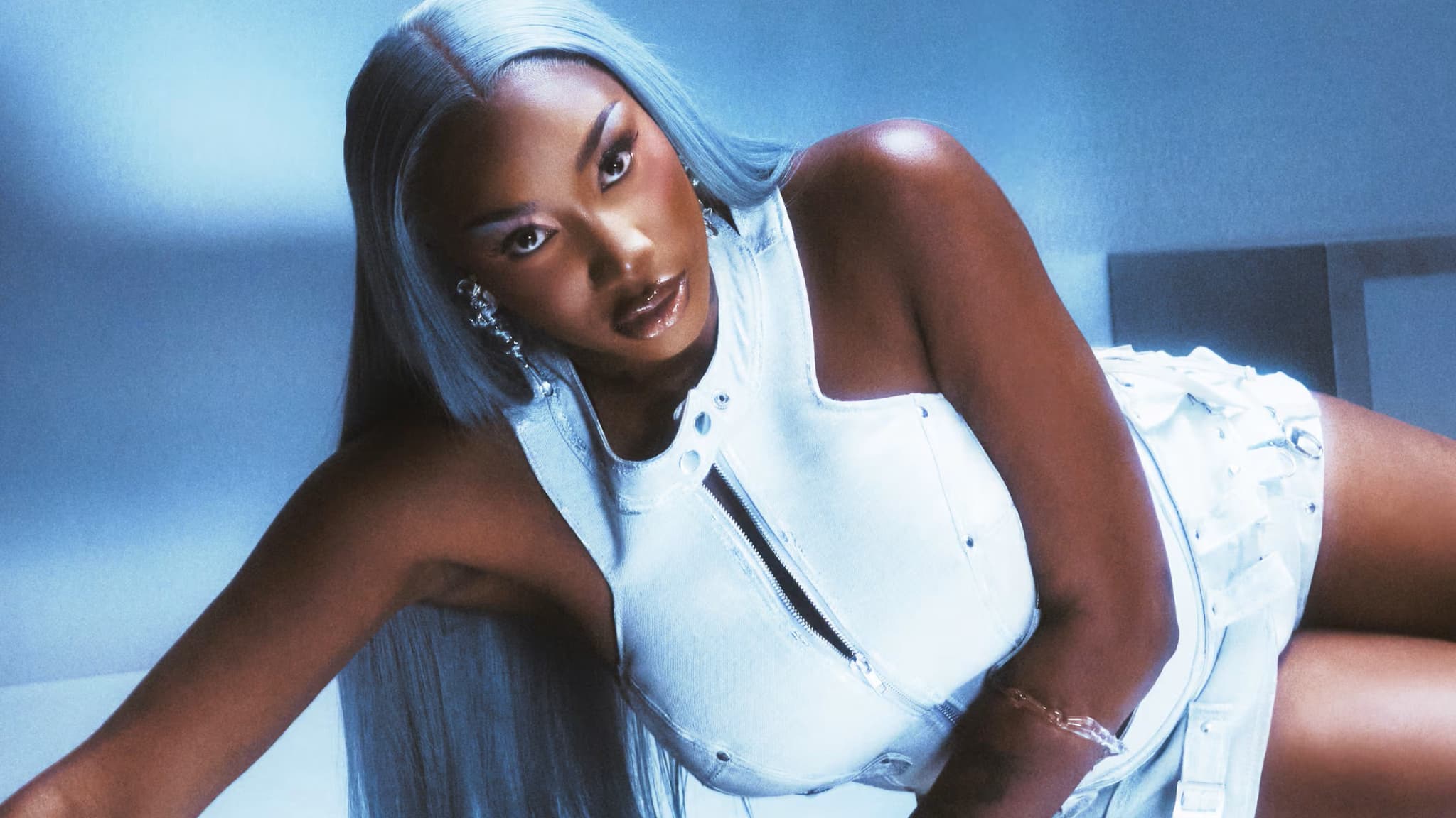 Aya Nakamura - Destinée (2025) : Critique complète du nouvel album de la reine du R'n'B français