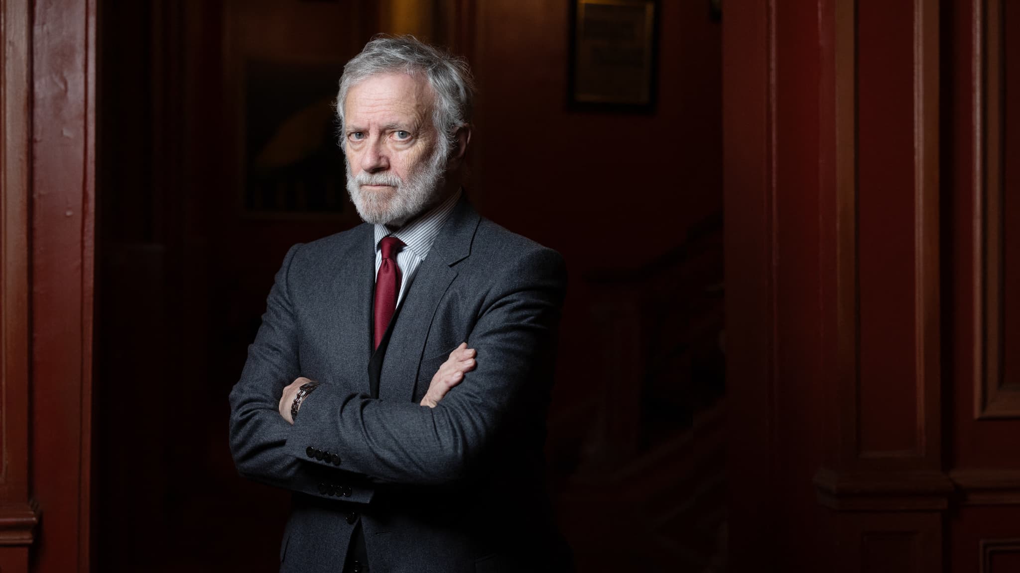 Francis Huster revient sur scène avec "En thérapie"