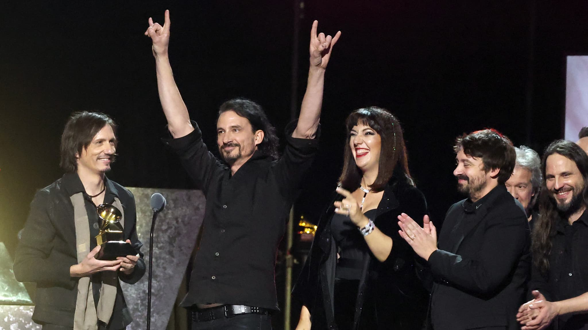 Gojira fait vibrer Paris avec « Ah ! Ça ira ! » en live : le moment fort du concert à l’Accor Arena (30 novembre 2025)