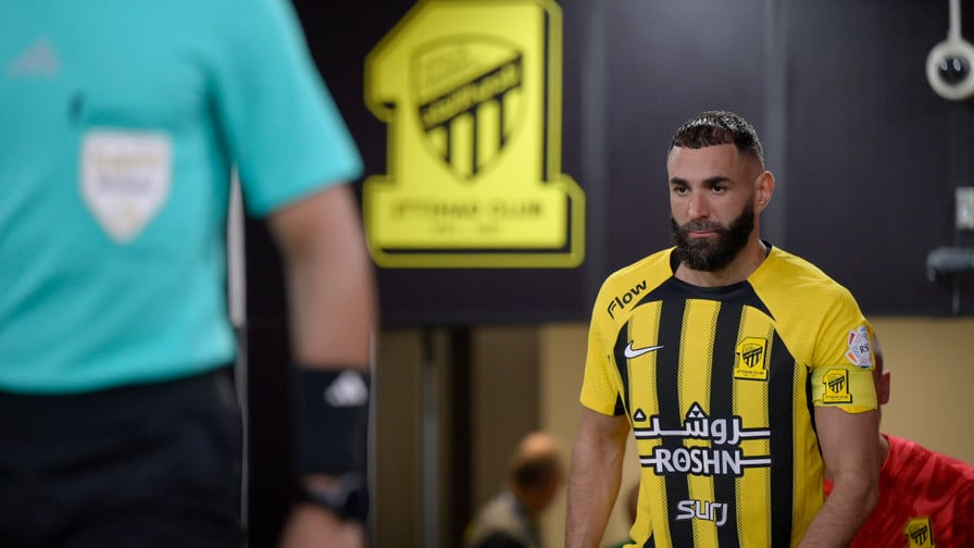 Mercato - Paris FC : Un gros coup pour oublier Benzema ? | Transferts 2025