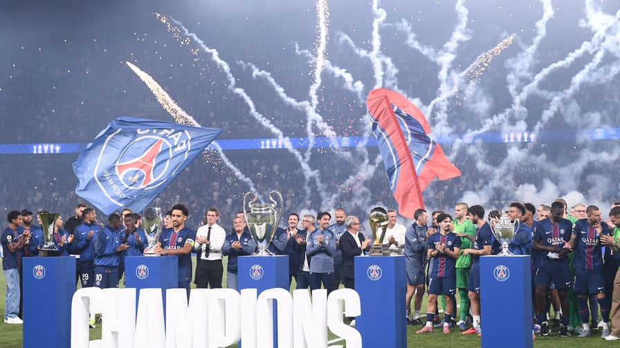 PSG : Tout peut se passer – Maghnes Akliouche, une surprise de dernière minute ?