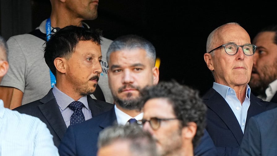 Mercato OM 2025 : Lutsharel Geertruida vers Marseille ? Sunderland menace !