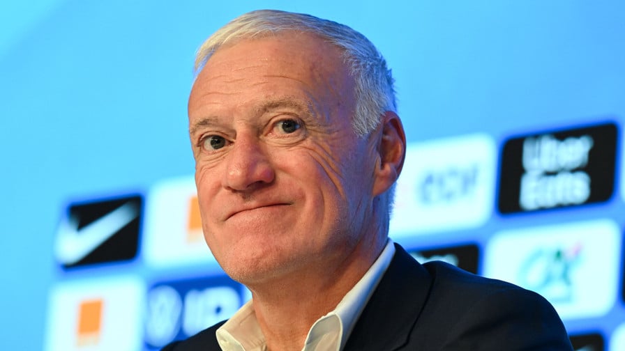 Annonce Officielle : Didier Deschamps Prend un Pari Risqué avec l'Équipe de France