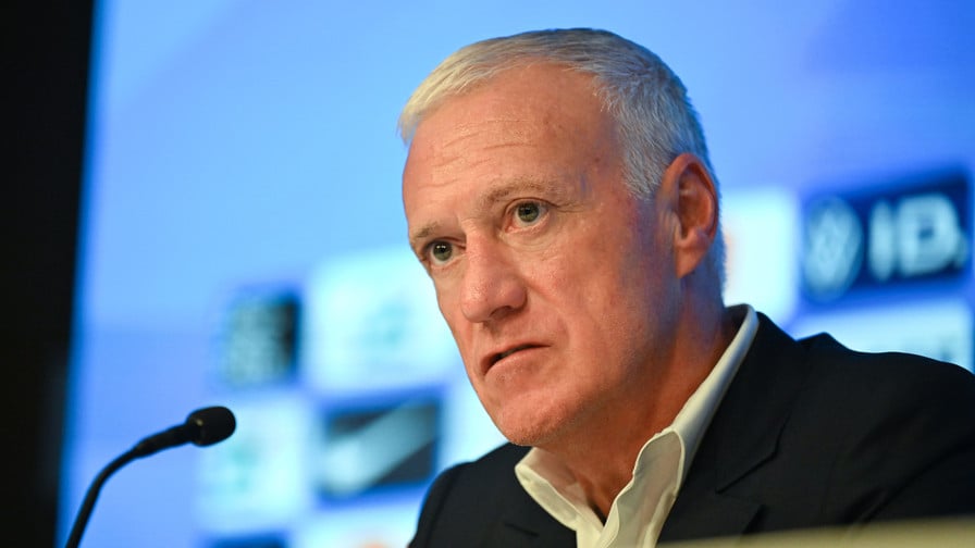 Olivier Giroud et Didier Deschamps : Les adieux officiels aux Bleus