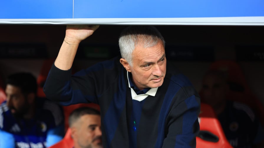 Donnarumma - PSG : Mourinho pourrait freiner son transfert !