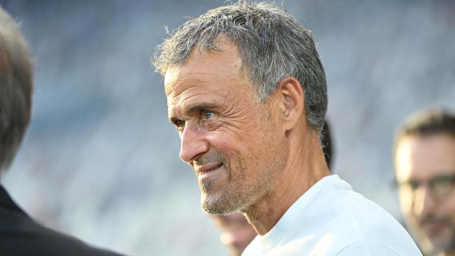 Mercato PSG : la « demande spéciale » de Luis Enrique décryptée – stabilité, hiérarchie et stratégie 2025