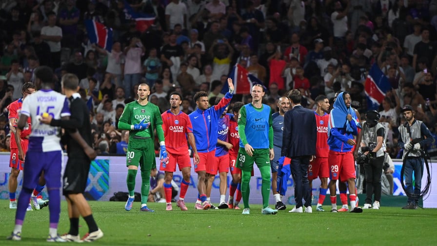 Rupture avec le PSG : le transfert “spécial” qui fait basculer l’avenir de Gianluigi Donnarumma