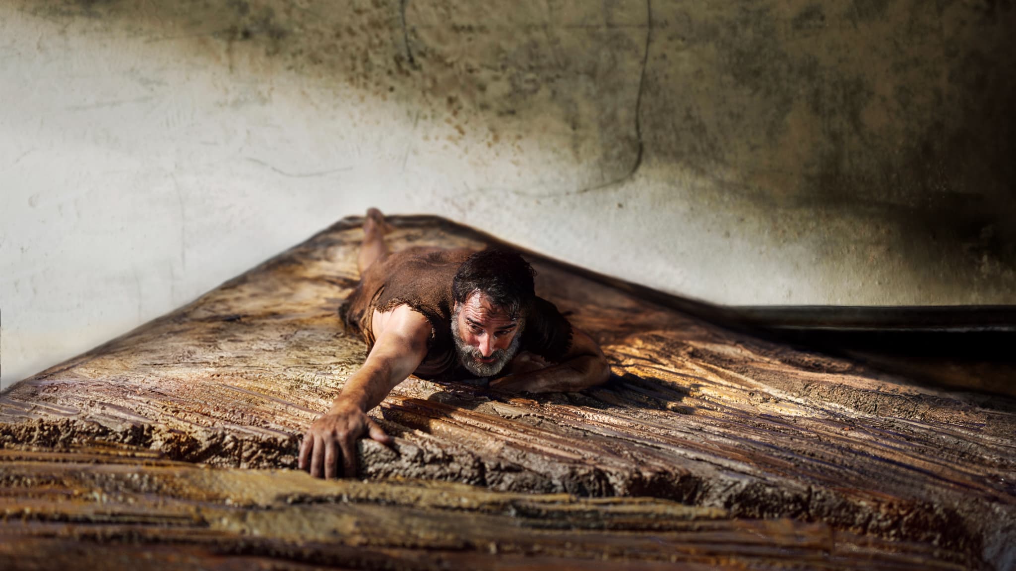 L'Homme qui rétrécit : Comparaison du classique de 1957 et du remake de 2025