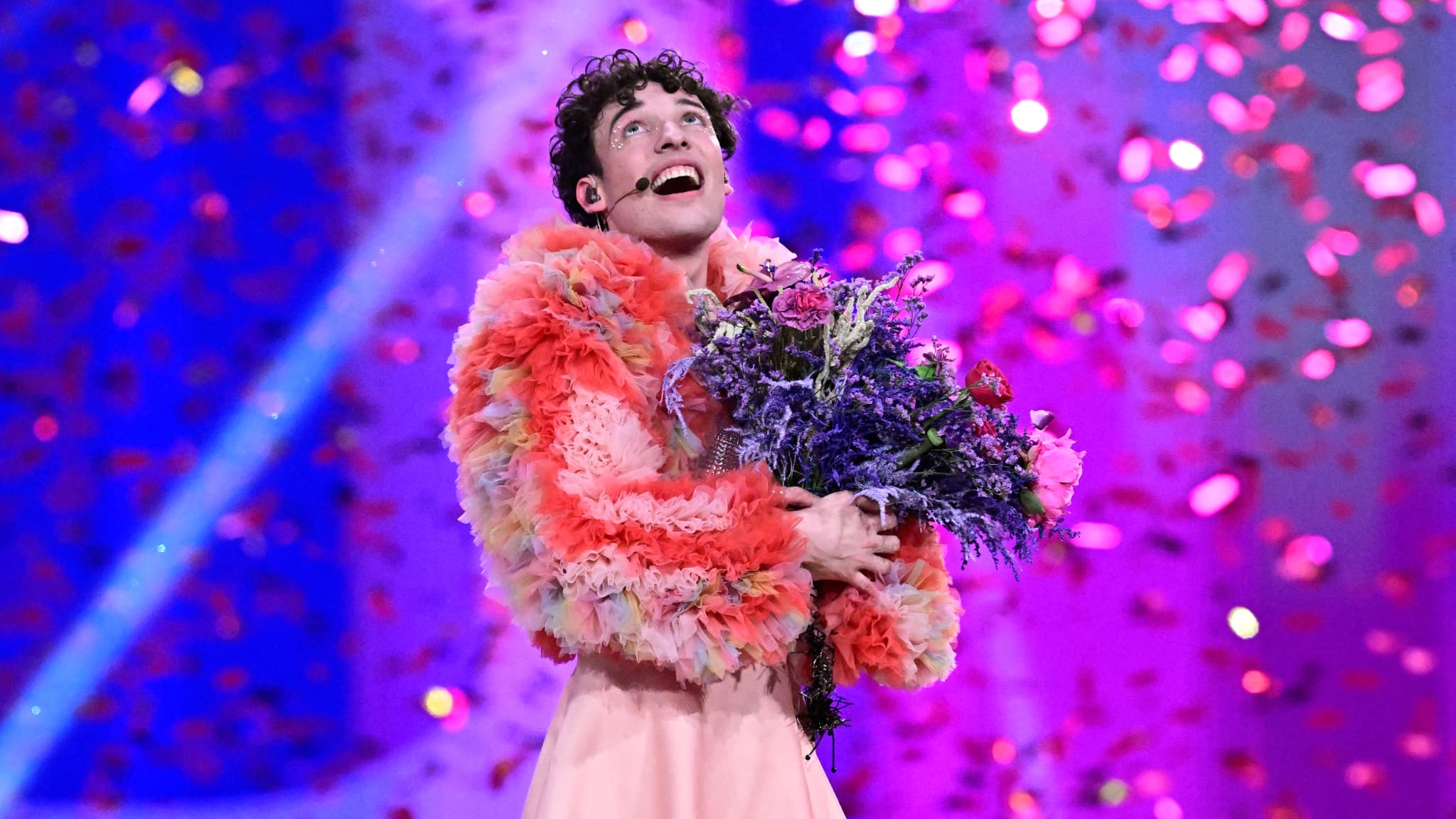 Nemo rend son trophée Eurovision 2024 : « Il n’a plus sa place sur mon étagère »