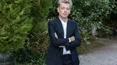 Benjamin Biolay : "Le Disque Bleu" - Le Nouvel Album Double qui Révolutionne la Chanson Française